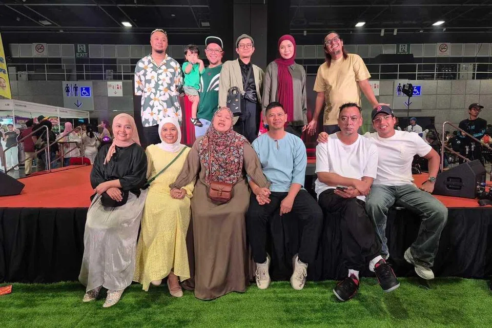 Sebahagian pasukan MakBesar pada acara Grand Market pada 2025, sentiasa mengutamakan vendor dan peniaga yang menyertai acaranya. 