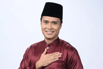 Pelakon Singapura, Fir Rahman, teruja terlibat dalam dua pementasan secara berturut-turut pada 2024 dan 2025 di Teater Singtel Waterfront, Esplanade, sempena ‘Pesta Raya’.
