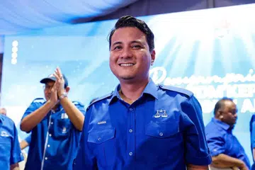 Blok politik kerajaan Barisan Nasional (BN)-Pakatan Harapan (PH) mengumumkan Ketua Pemuda Umno Kluang, Syed Hussien Syed Abdullah, 40 tahun, sebagai calon Kerajaan Perpaduan untuk pilihan raya kecil (PRK) Dewan Undangan Negeri (DUN) Mahkota, di Johor, pada 28 September depan.