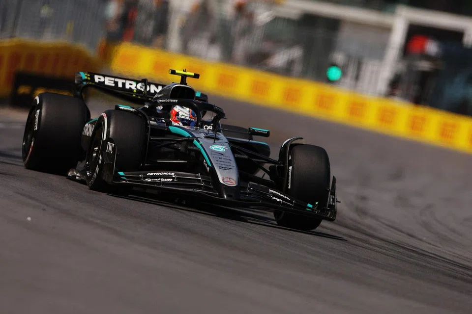 Pelumba Mercedes, Andrea Kimi Antonelli, mempamerkan kehebatan dan ketenangan luar biasa di litar Formula 1, menentang cabaran musim debutnya dengan penuh tumpuan dan kematangan. Beliau tidak membiarkan permulaan atau keadaan sukar semasa perlumbaan menjejas prestasinya dan berjaya bangkit daripada kesilapan dan mengakhiri perlumbaannya di tempat enam teratas sejauh ini. 