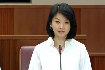 Parlimen, Sun Xueling, HDB, kes pemeluwapan, kulat