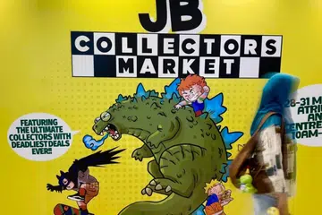 JB Collectors Market, mainan, barang lama