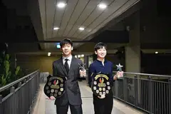 ATLET PELAJAR CEMERLANG: Izaac Quek (kiri) dan Zhou Jingyi diberi anugerah Atlet Pelajar Cemerlang Moo Soon Chong Tahun Ini (Menengah), ganjaran bagi pencapaian cemerlang mereka tahun lalu. - Foto BH oleh ARIFFIN JAMAR