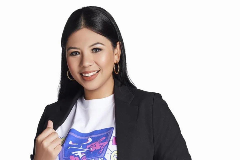 TEROKA PASARAN MELAYU: Deejay stesen 987, Natasha Faisal, berharap penonton Manja dapat menerimanya seadanya sebagai pengacara baru rancangan tersebut.
