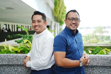 Penasihat M³@Punggol, Encik Ahmad Firdaus Daud (kiri) bersama Pengerusi M³@Punggol, Encik Johann Johari. 