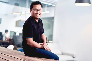 ENCIK SA'AT ISMAIL: Selain sibuk menguruskan perniagaannya, Silicon+, dan Pixerf, beliau juga merupakan Presiden Spirit of Enterprise (SOE), sebuah gerakan swasta yang memupuk semangat keusahawanan dalam kalangan peniaga di Singapura di samping mengiktiraf mereka melalui anugerah keusahawanan yang cukup terkenal pada peringkat nasional. - Foto PIXERF