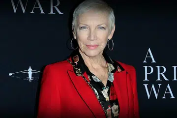 PILIH ACARA: Pada usia 68 tahun, Annie Lennox akur tidak dapat memberi komitmen pada konsert jelajah yang makan puluhan hari di rantauan. Sebaliknya, beliau senang dengan membuat persembahan di acara kemasyarakatan dan kebajikan.