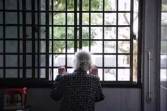 Dapatan kajian Kebajikan Warga Emas Singapura (WiSE) 2023 kendalian Institut Kesihatan Mental (IMH) mendapati penjaga bagi warga senja yang mengalami demensia menanggung beban penjagaan lebih tinggi berbanding penjaga warga senja yang tidak mengalami demensia.