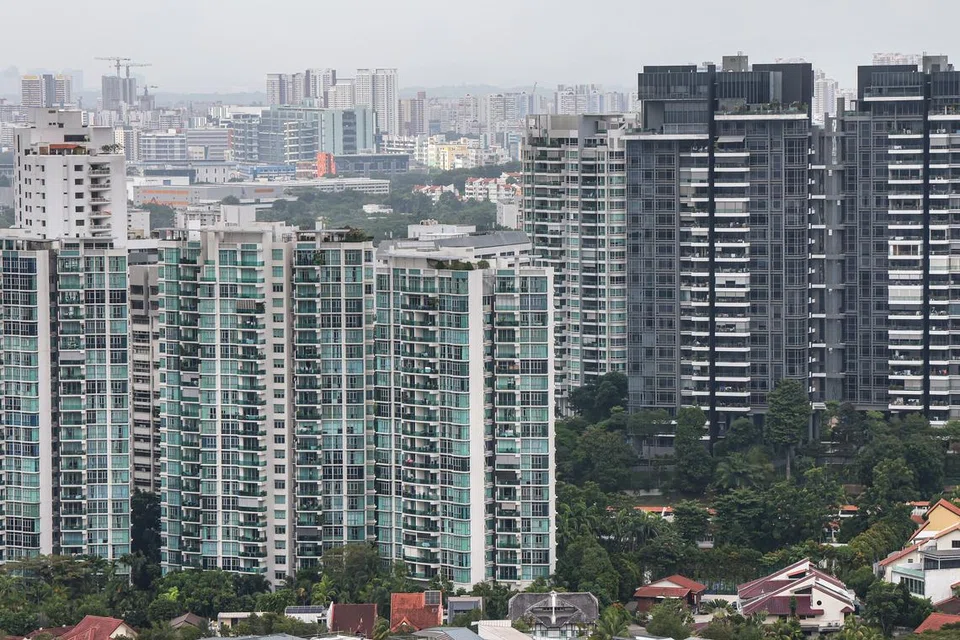 Tempoh penginapan minimum EC naik 10 tahun, HDB, Hong Tat, kondominium eksekutif