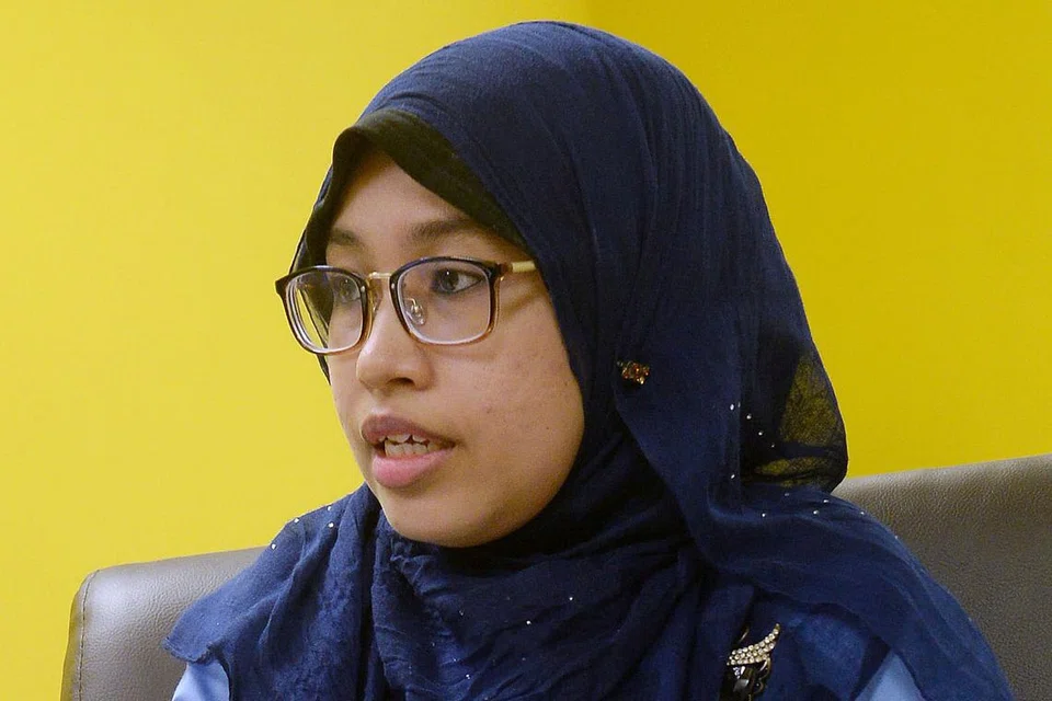 Cik Azeemah Mustafa.