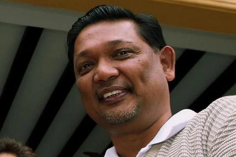 ENCIK AKBAR KADER 