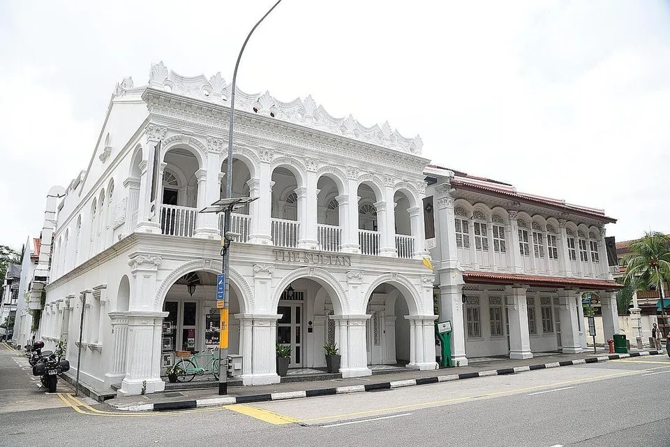 TAPAK PENERBITAN MASYHUR: Bangunan di 82 Jalan Sultan ini asalnya Matba'ah Al-Ahmadiah (Ahmadiah Press), syarikat yang bertanggungjawab mencetak 'Kitab Pengetahuan Bahasa' karangan Raja Ali Haji. - Foto TAMAN WARISAN MELAYU