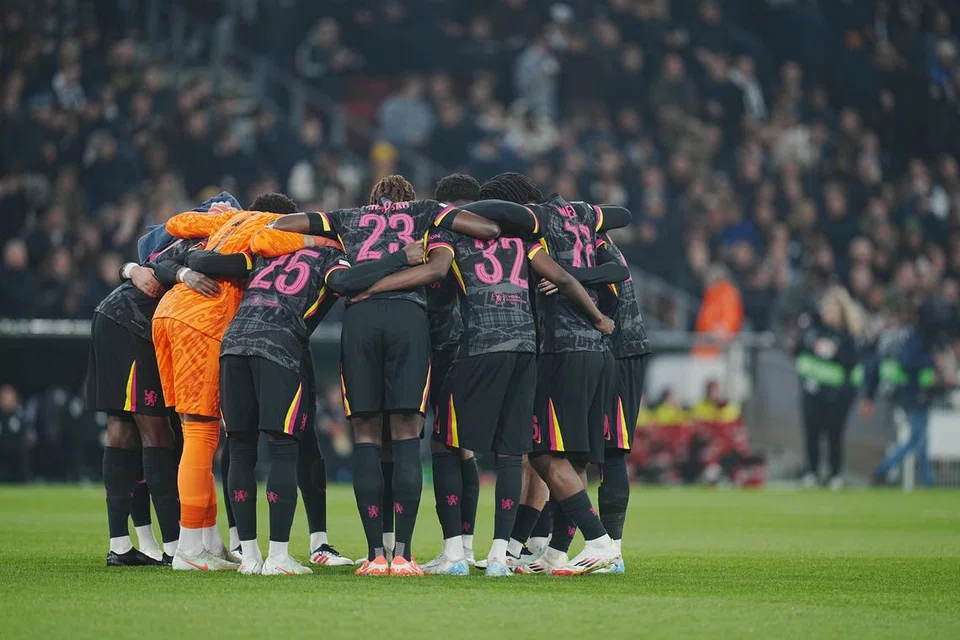 Sebanyak 1.656 bilion euro ($1.79 bilion) dihabiskan untuk membina skuad Chelsea, yang menandatangani 41 pemain sejak Todd Boehly dan Clearlake Capital membeli kelab itu pada 2022. 