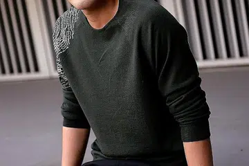 CITA-CITA SEJAK MUDA: Sejak berumur tujuh tahun, Encik Sheikh Izzat Zainal-Abidin Bahajjaj bercita-cita mahu menjadi seorang doktor. - Foto KHALID BABA