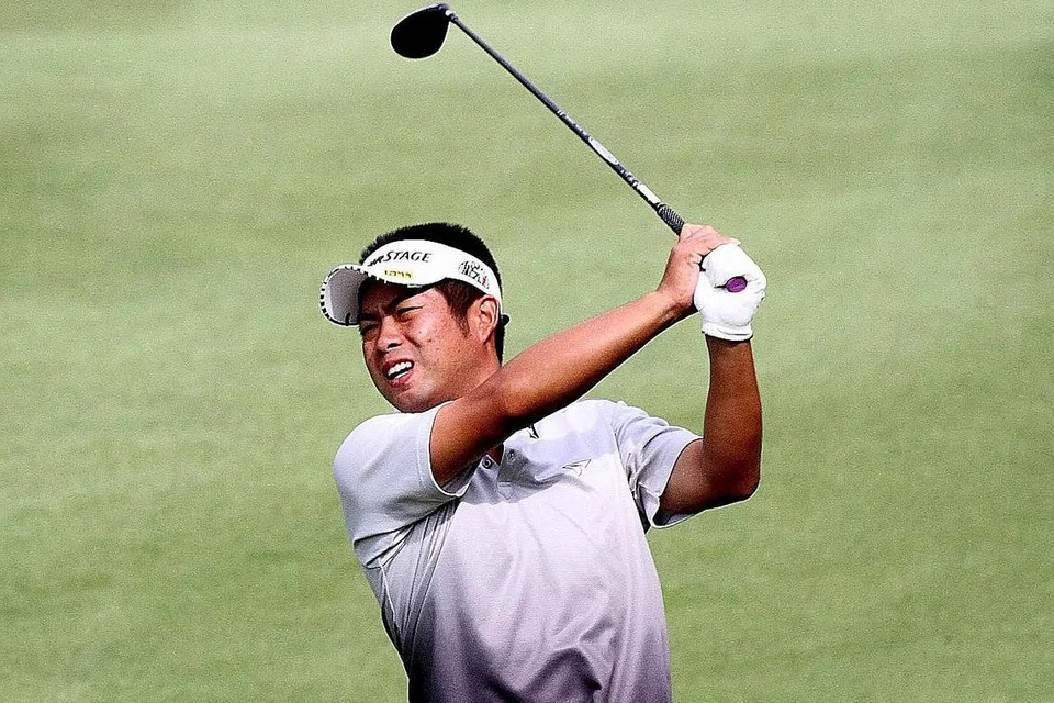 SAMA-SAMA BERAZAM: Dua wakil Singapura, Quincy Quek dan pemain nombor satu negara, Mardan Mamat; jaguh Jepun, Yuta Ikeda (atas); dan juara bertahan dari Korea, Song Young Han, tentunya berazam mencatatkan yang terbaik di kejohanan kali ini yang bermula Khamis ini. - Foto JELAJAH ASIA