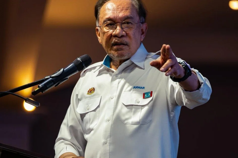 Kerajaan Persekutuan, ekonomi Johor, PM ANwar