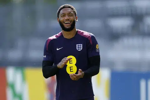 Pemindahan Joe Gomez ke Newcastle gagal menjadi kenyataan.
