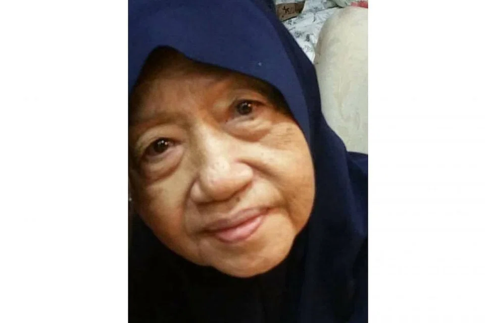 TERKINI: Foto Seri Dewi ini dirakam penulis blog 'Wadah Seniku', Cik Siti Aminah Ismail, ketika berkunjung ke rumah Seri Dewi. - Foto SITI AMINAH ISMAIL