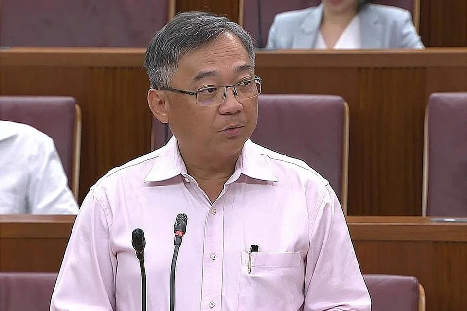 "Usah ke hospital untuk menjalani ujian darah bagi mendapatkan pensijilan yang anda bebas daripada koronavirus novel ini kerana anda tidak mungkin mendapat pensijilan sedemikian. Ia juga akan membebankan hospital... Kini juga terdapat hotline yang disediakan untuk menyepadukan segala urusan." - Menteri Kesihatan, Encik Gan Kim Yong.