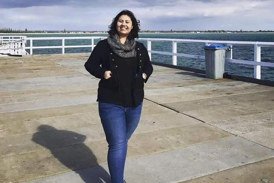 Cik Audrey Fang Dirou, 39 tahun, dilaporkan ditikam lebih 30 kali, dan mayatnya ditemui pada 10 April lalu kira-kira 150 kilometer dari hotelnya di Xabia, Sepanyol. 