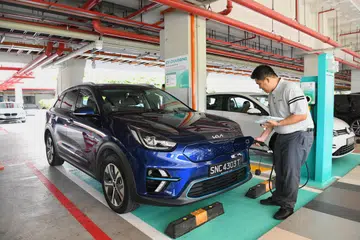 DITERIMA RAMAI: Pembeli kereta semakin terbuka kepada penggunaan kenderaan elektrik (EV). 