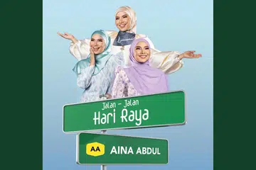 ‘Jalan-Jalan Hari Raya’ yang menceritakan tentang jelajah seseorang apabila berkunjung serata negeri adalah lagu Hari Raya kelima Aina Abdul.