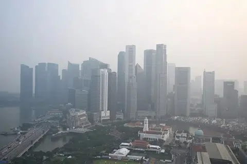 Notis tersebut dikeluarkan pada 23 Oktober. Wakil syarikat yang gagal mematuhi arahan boleh dikenakan penalti jika tidak memberikan kerjasama.