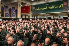 BERSIAP: Ketua dan para anggota Pengawal Revolusi Islam menghadiri majlis bersama pemimpin negara mereka, Encik Ayatollah Ali Khamenei, di Tehran pada 17 Ogos lalu.