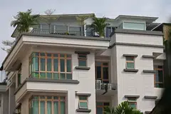 Foto menunjukkan ruang tertutup peribadi di atas bumbung Rose Maison di Haig Lane pada 29 Ogos.