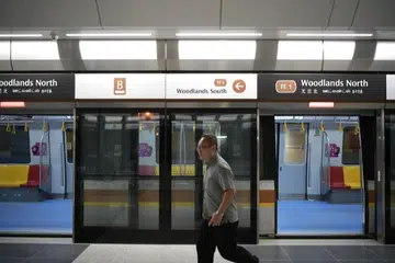 SMRT berkata perkhidmatan kereta api ulang-alik disediakan antara Woodlands North dengan Woodlands South dan antara Woodlands South dengan Lentor.