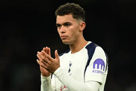 Brennan Johnson dari Tottenham Hotspur, menjaringkan gol terbanyak kelab itu musim lalu, namun beliau tidak lagi menjadi pilihan pertama dalam kesebelasan utama Thomas Frank musim ini.