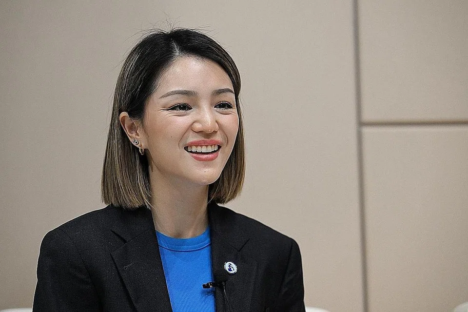 CIK WATANYA BUNNAG (38 tahun): Calon Parti Demokrat. 