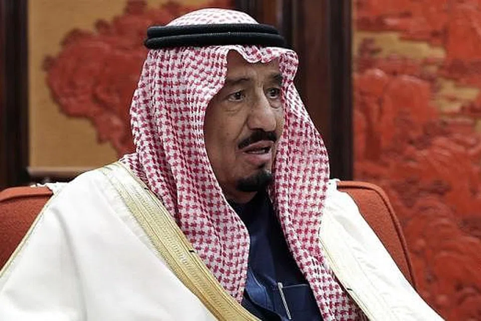 RAJA SALMAN BIN ABDULAZIZ AL SAUD: Berjuang bela rakyat dengan memperkenalkan pembinaan perumahan mampu milik serta pengangkutan awam yang dapat menampung keperluan rakyatnya. - Foto REUTERS