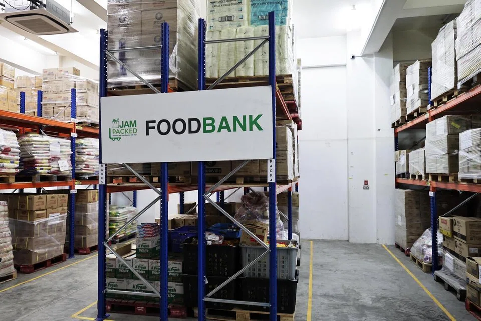 badan amal makanan, food charity