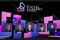 LANCAR AKADEMI DIGITAL: (Dari kiri) Ketua Eksekutif GovTech, Encik Kok Ping Soon; Presiden Universiti Nasional Singapura, Profesor Tan Eng Chye; Dr Janil Puthucheary; Setiausaha Tetap Negara Bijak dan Pemerintah Digital, Encik Ng Chee Khern; dan CEO NUS-ISS, Encik Khoong Chan Meng; melancarkan Akademi Digital secara maya semalam. - Foto GOVTECH