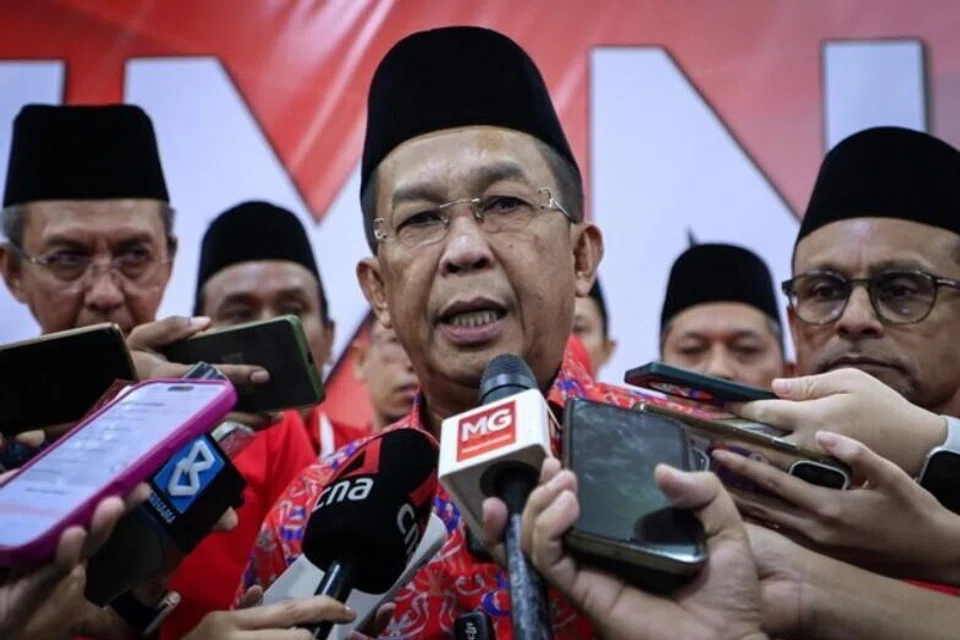 Pengerusi Umno/Barisan Nasional Negeri Sembilan, Datuk Seri Jalaluddin Alias, ketika ditemui media selepas menyampaikan ucapan di pentas Konvensyen Umno sempena ulang tahun ke-80 parti itu pada 2 Mei di Pusat Dagangan Dunia, Kuala Lumpur.