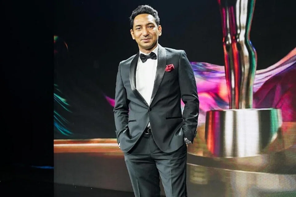 BELUM PUAS BERSENI: Zizan Razak menjelaskan belum bersedia berundur daripada bidang seni walaupun mula aktif menganjurkan konsert band Indonesia sebagai merencamkan lagi kerjaya seninya.