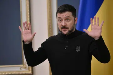 Presiden Ukraine Volodymyr Zelensky berkata negaranya bergantung kepada Washington untuk kuat kuasa perjanjian gencatan senjata yang melarang Ukraine dan Russia menyerang satu sama lain di Laut Hitam.