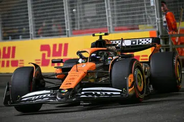 Di Litar Jalanan Marina Bay pada 21 September, pemandu McLaren, Lando Norris muncul sebagai pemandu terpantas dalam kelayakan dengan catatan masa 1 minit dan 29.525 saat, atau 1:29.525. 