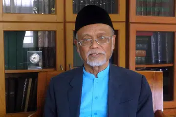 KELEBIHAN SIWAK: Dalam Kuliah Harian di Facebook@Masjid Pusara Aman baru-baru ini, Ustaz Pasuni menyentuh tentang siwak.