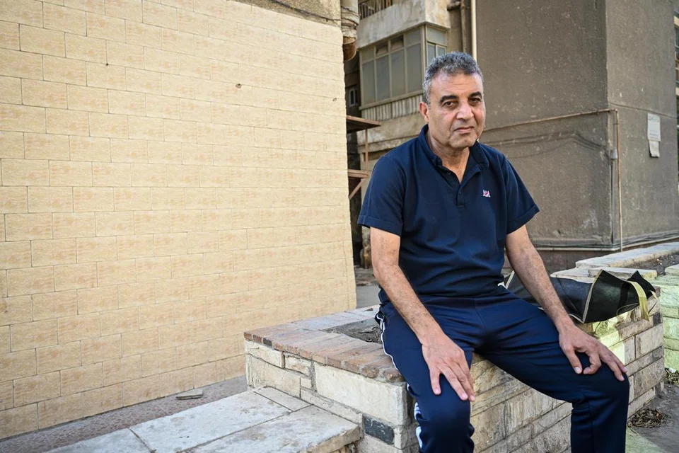 TETAP TABAH: Encik Akmal Galeb Abu Khodra, 59 tahun, berkata beliau dan keluarganya tidak pernah putus harapan untuk kembali ke Gaza walau hidup mereka kini penuh cabaran. 