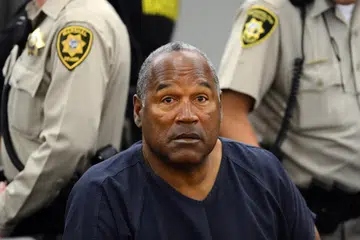O.J. Simpson meninggal dunia pada usia 76 tahun akibat barah pada 10 April, umum keluarganya menerusi media sosial. 