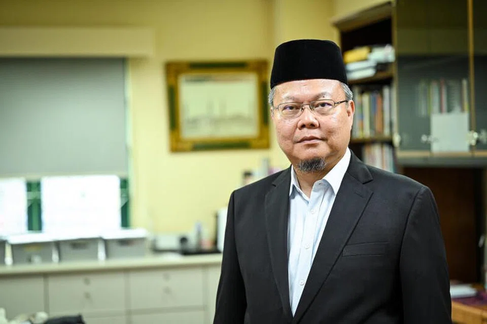 MISI HIDUP: Encik Herman Cher Ma’in melihat peralihannya daripada bertugas di sekolah aliran nasional ke madrasah sebagai sealiran dengan misinya untuk berkhidmat di jalan Allah swt. 