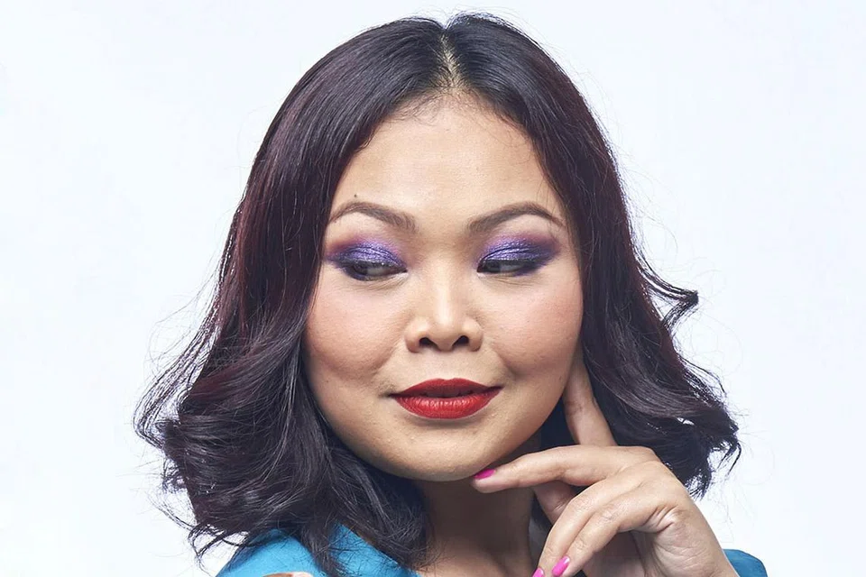 PENGGIAT SENI: Cik Siti Khalijah Zainal, pelakon dan penerima Anugerah Seniman Muda, dilantik Duta Bahasa pada 2016.