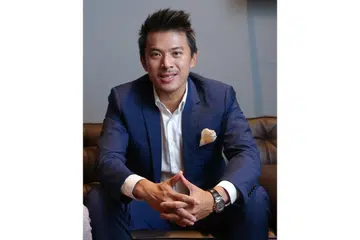 BERJAYA DITANGKAP: Pengarah Novena Global Healthcare Group (NGHG), Nelson Loh, telah didakwa atas dua kesalahan pemalsuan berjumlah $18 juta semalam. - Foto fail