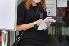 DIJATUHI HUKUMAN: Michelle Foo Shi Ching yang merupakan penduduk tetap Singapura, telah mengaku bersalah pada 31 Januari tahun ini atas dua tuduhan di bawah Akta Penyakit Berjangkit.