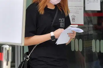 DIJATUHI HUKUMAN: Michelle Foo Shi Ching yang merupakan penduduk tetap Singapura, telah mengaku bersalah pada 31 Januari tahun ini atas dua tuduhan di bawah Akta Penyakit Berjangkit.