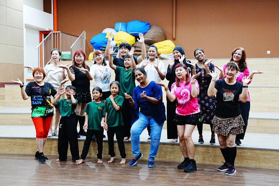  Rohana Arman,   MAEC Kelab Masyarakat Sengkang, tarian berbilang budaya