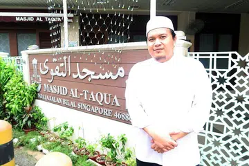 USTAZ MUHAMMAD MA'AZ SALLIM: Anggota Kumpulan Keyakinan Antara Kaum dan Agama (IRCC) Siglap turut memainkan peranan mengukuhkan ikatan antara masyarakat berbilang kaum dan agama sebagai benteng menangani sebarang ancaman terhadap perpaduan dan keharmoniam kaum. - Foto NAZRY MOKHTAR