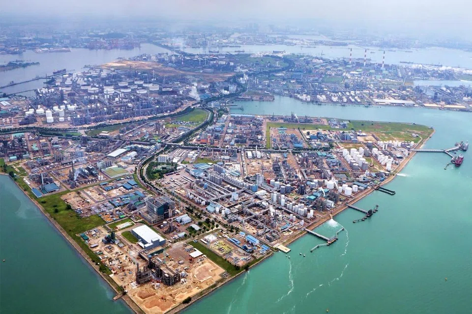 Pusat data terbesar S’pura, jejak karbon rendah, Pulau Jurong
